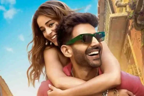 Kartik Aaryan Saves Ananya